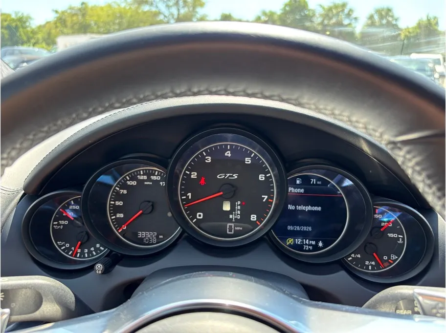 Porsche Cayenne photo 22
