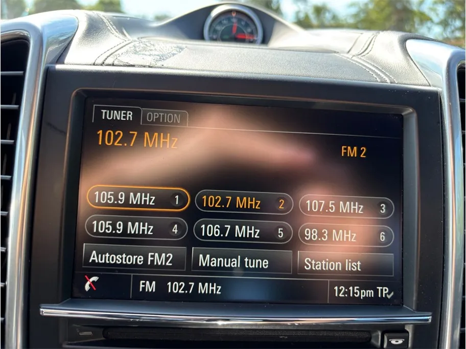 Porsche Cayenne photo 24