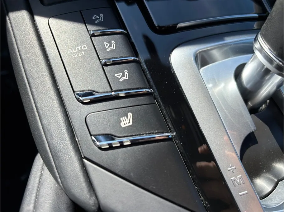Porsche Cayenne photo 28
