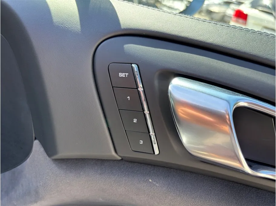 Porsche Cayenne photo 41