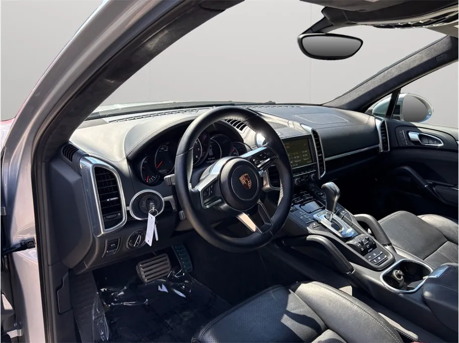 Porsche Cayenne photo 6