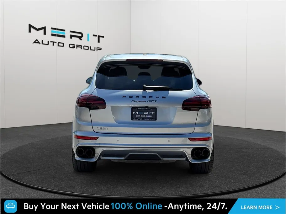 Porsche Cayenne photo 8