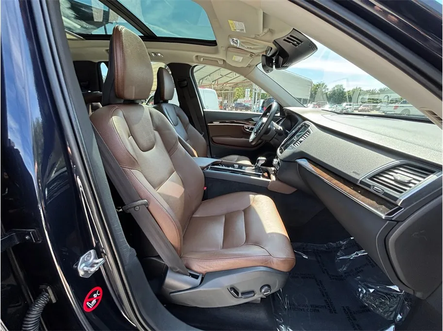 Volvo XC90 photo 46