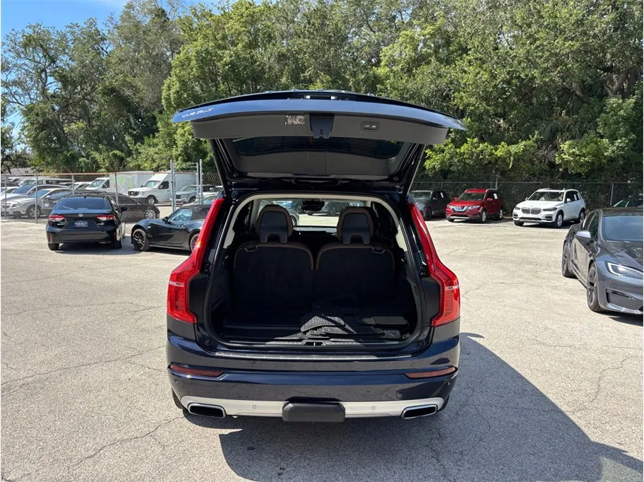 Volvo XC90 photo 50