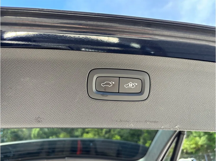 Volvo XC90 photo 51