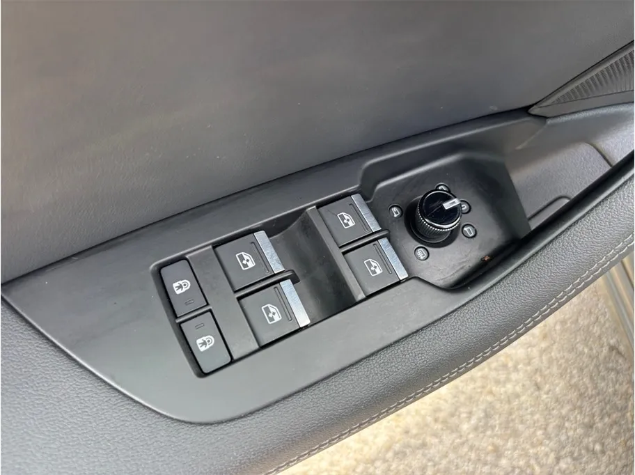 Audi A6 photo 24