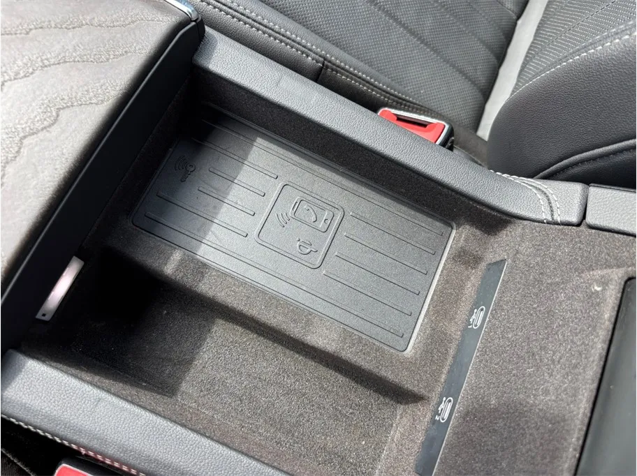Audi A6 photo 38