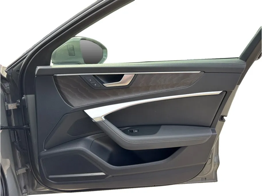 Audi A6 photo 50