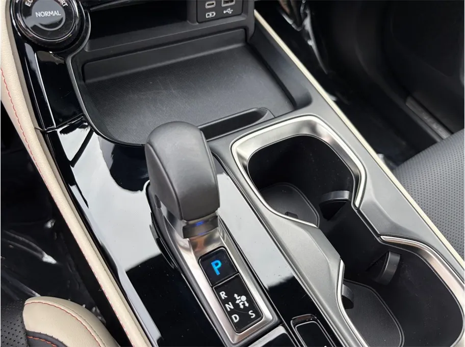 Lexus NX photo 33