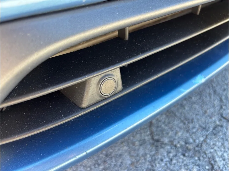 Volvo S60 photo 14