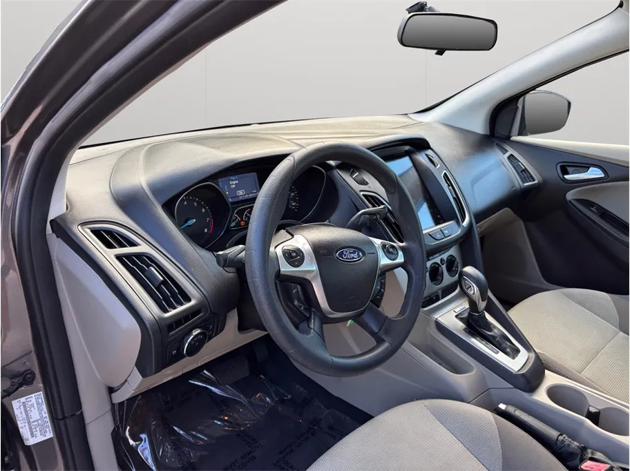 Ford Focus photo 6