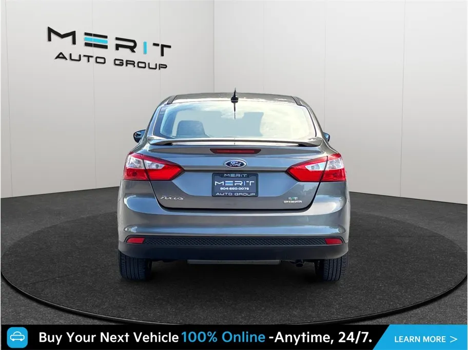 Ford Focus photo 8