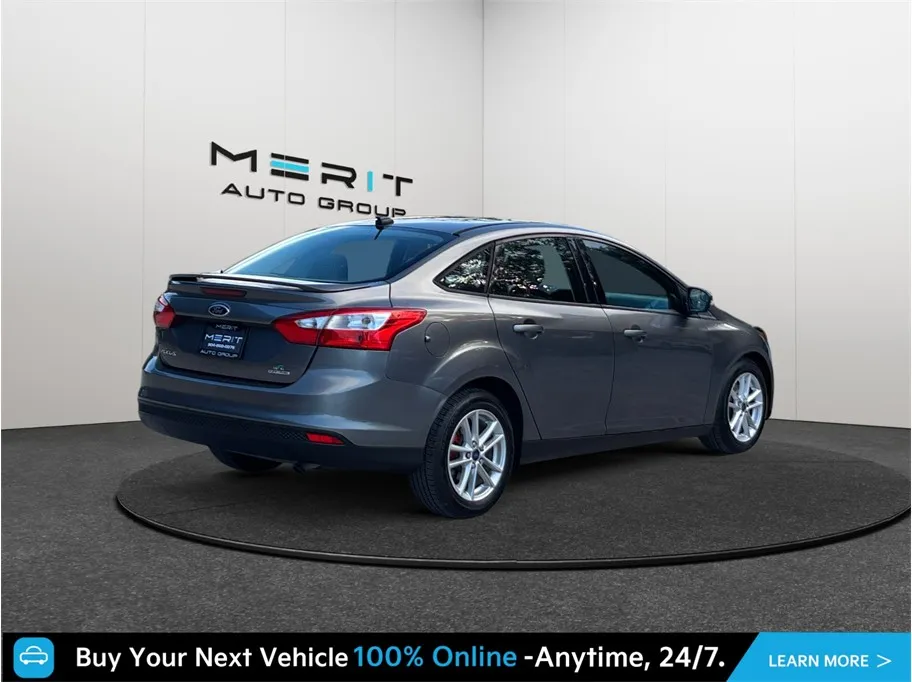 Ford Focus photo 9