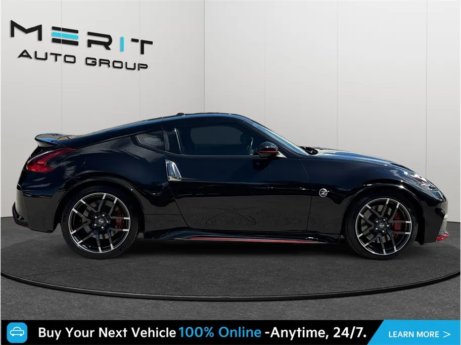 Nissan 370Z photo 10