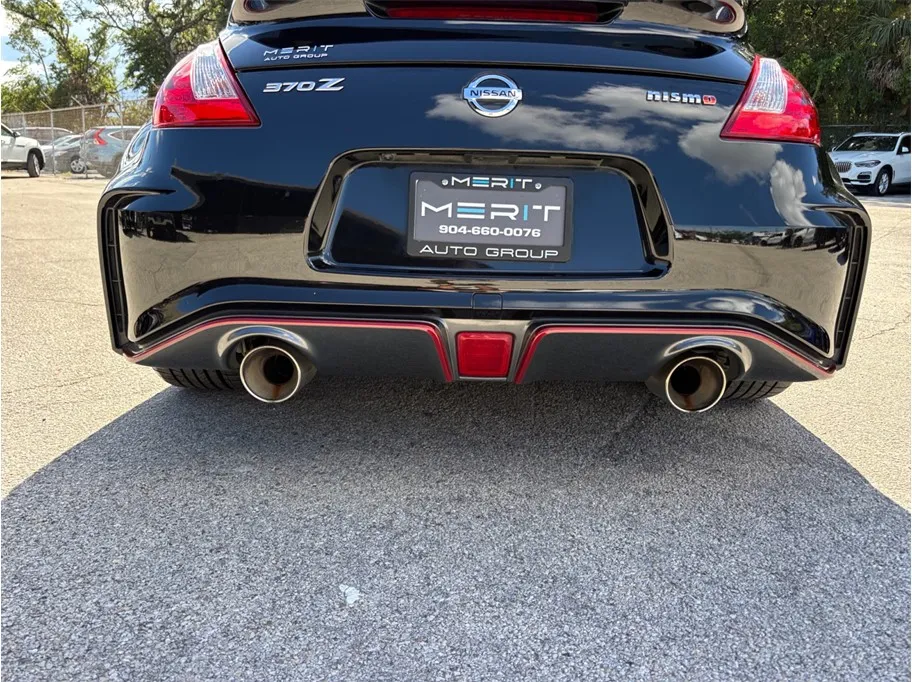 Nissan 370Z photo 14