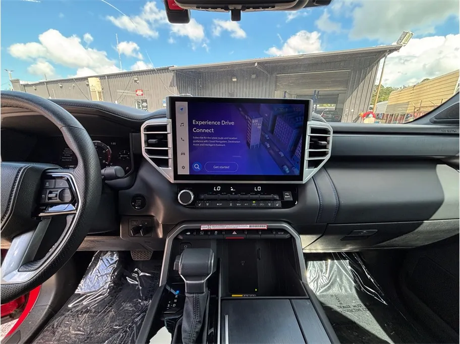 Toyota Tundra photo 11