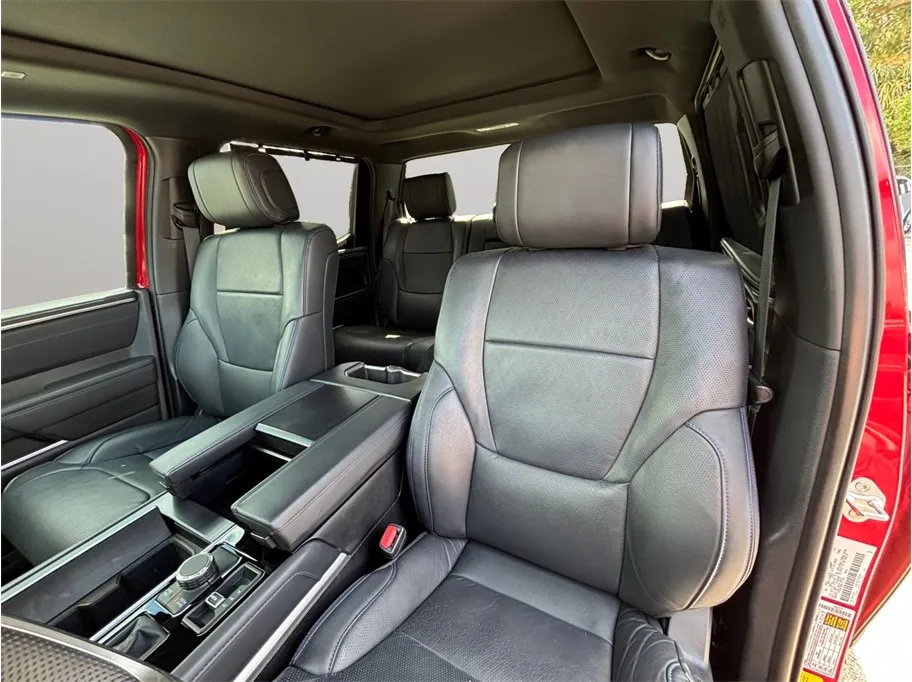 Toyota Tundra photo 22