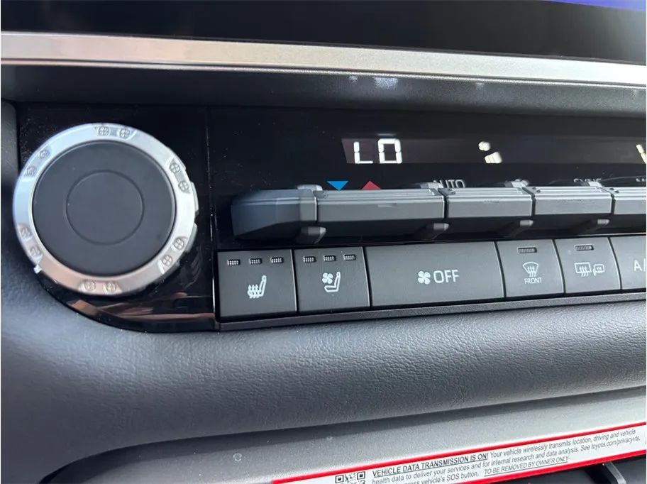 Toyota Tundra photo 37