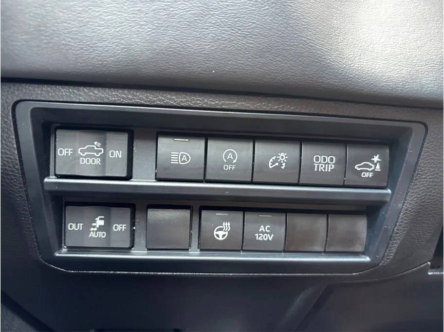 Toyota Tundra photo 40
