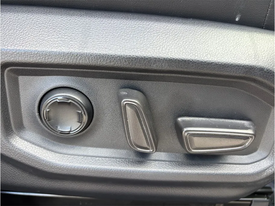 Toyota Tundra photo 50