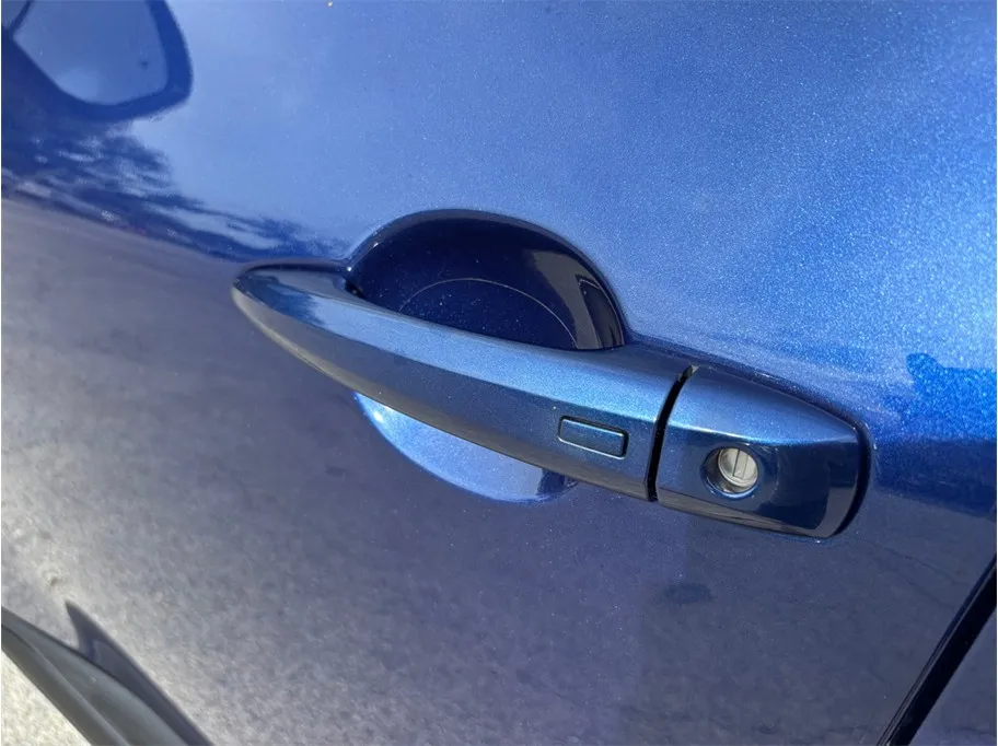 Nissan Rogue photo 16