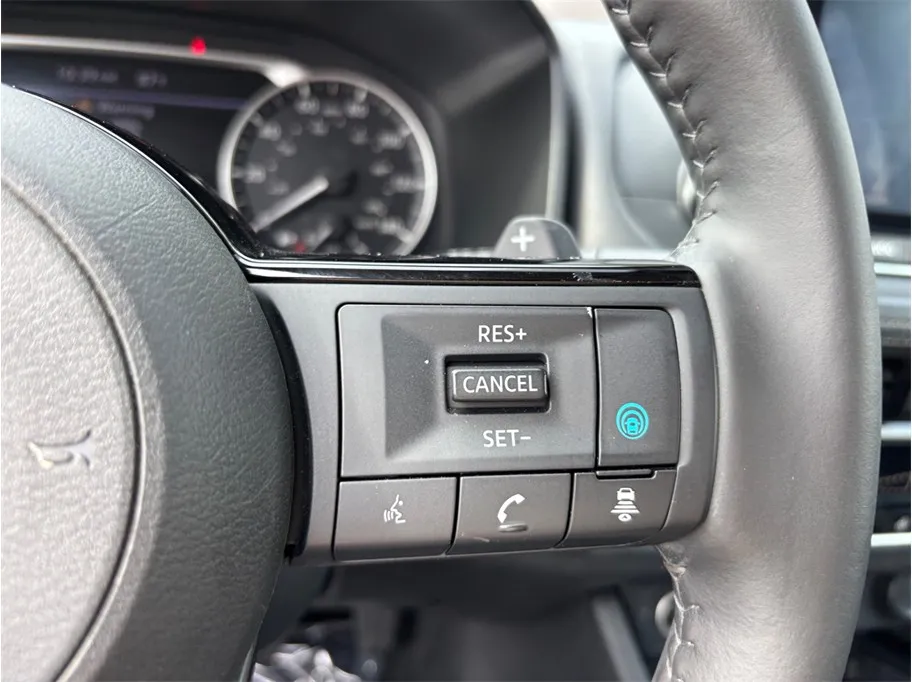 Nissan Rogue photo 24