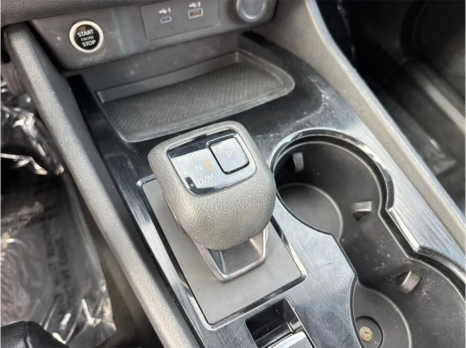 Nissan Rogue photo 31