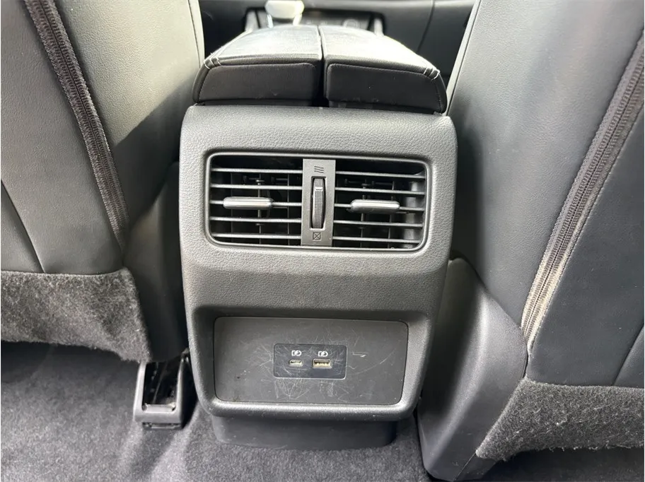 Nissan Rogue photo 35