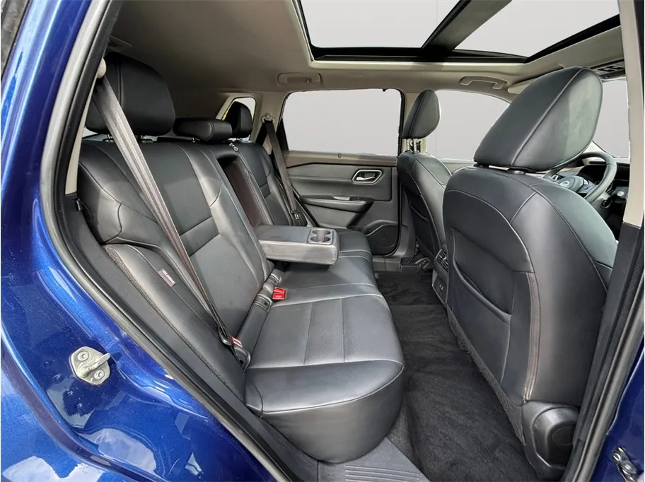 Nissan Rogue photo 37