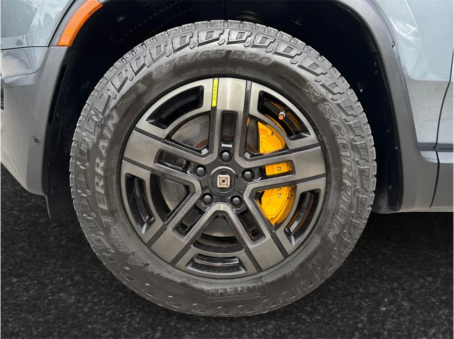 Rivian R1T photo 13