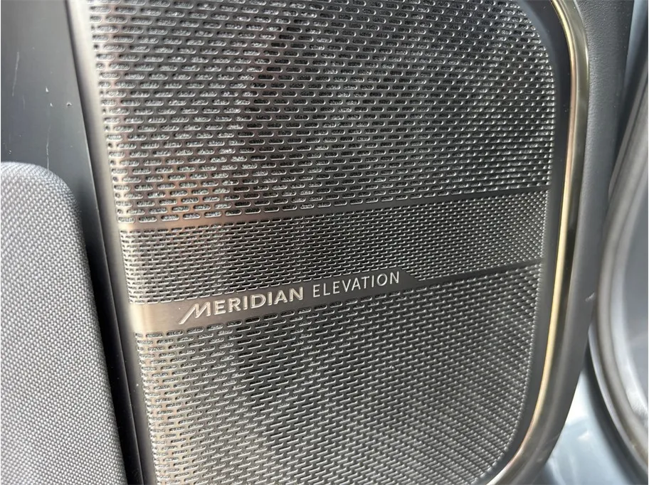 Rivian R1T photo 24
