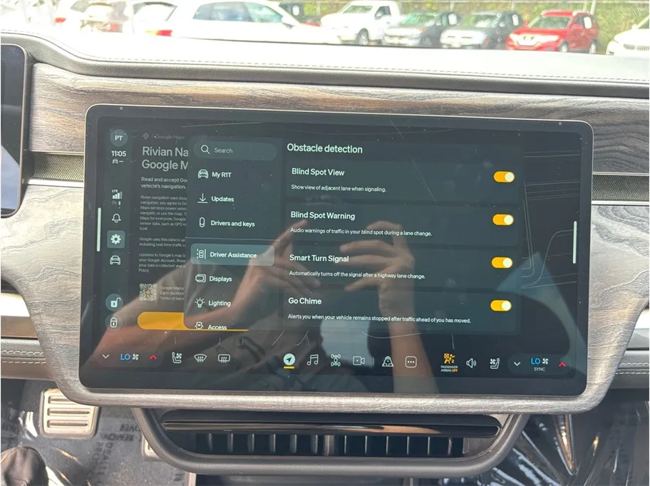 Rivian R1T photo 32