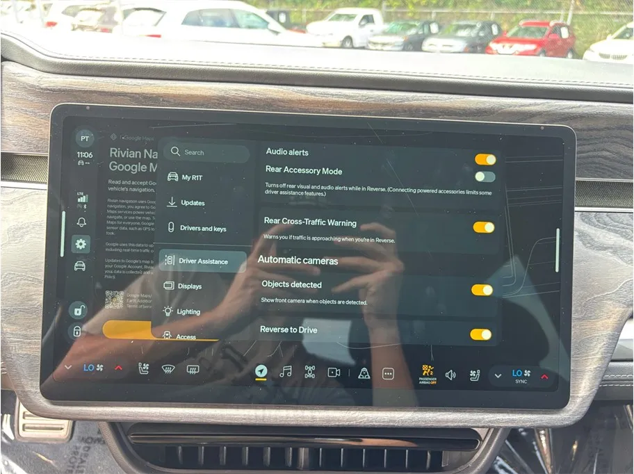 Rivian R1T photo 33