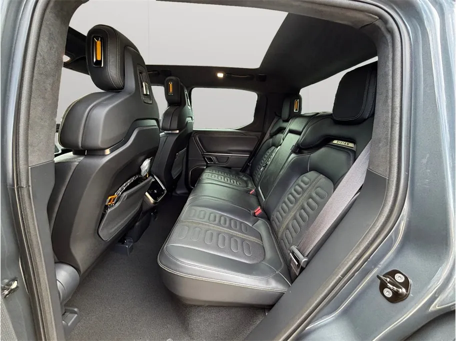 Rivian R1T photo 36