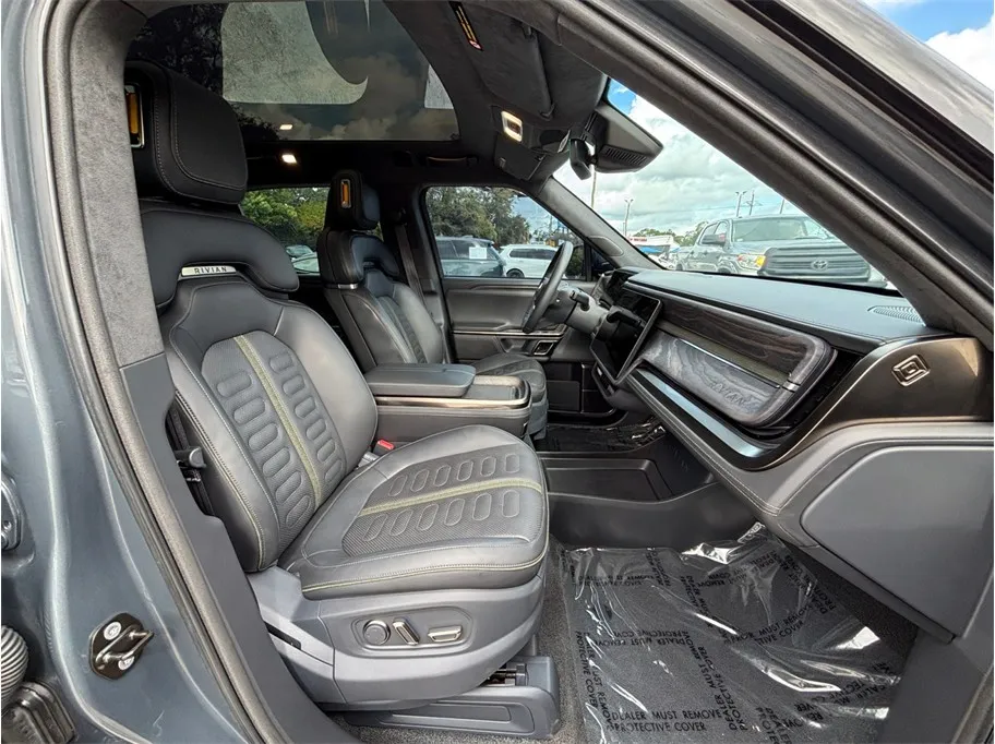 Rivian R1T photo 44