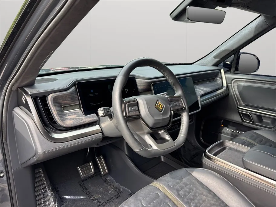 Rivian R1T photo 6