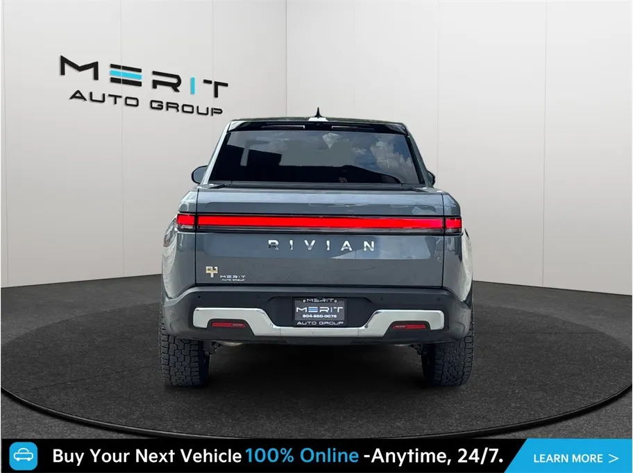 Rivian R1T photo 8