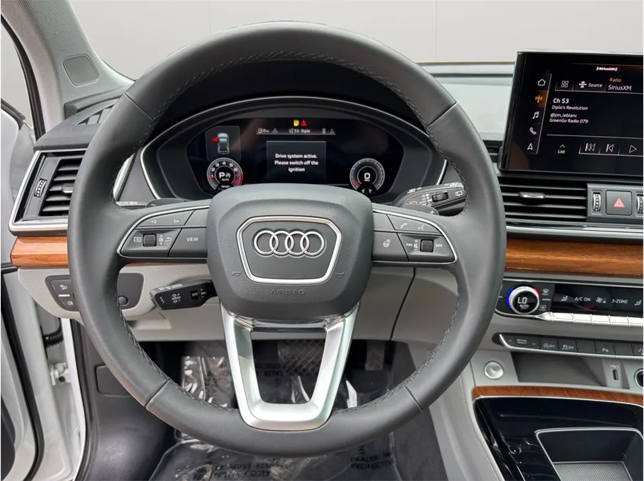 Audi Q5 photo 28