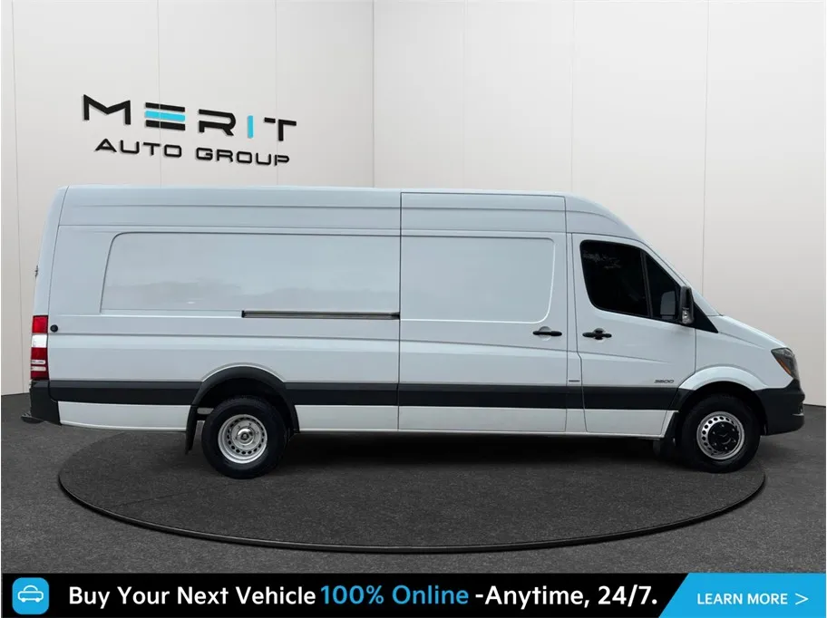 Mercedes-Benz Sprinter photo 10
