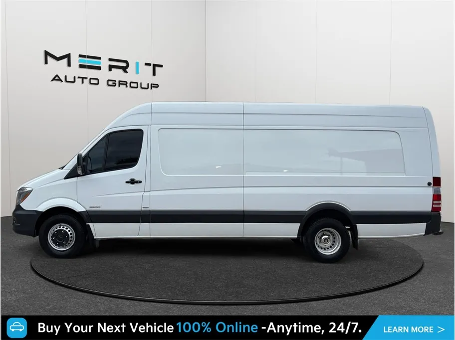 Mercedes-Benz Sprinter photo 5