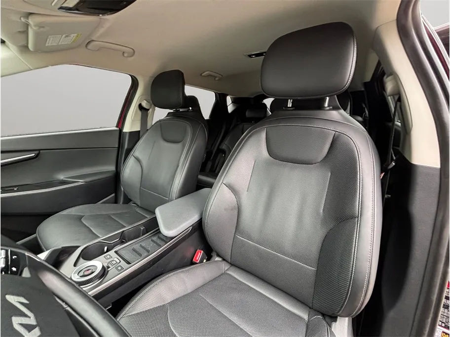 Kia EV6 photo 20