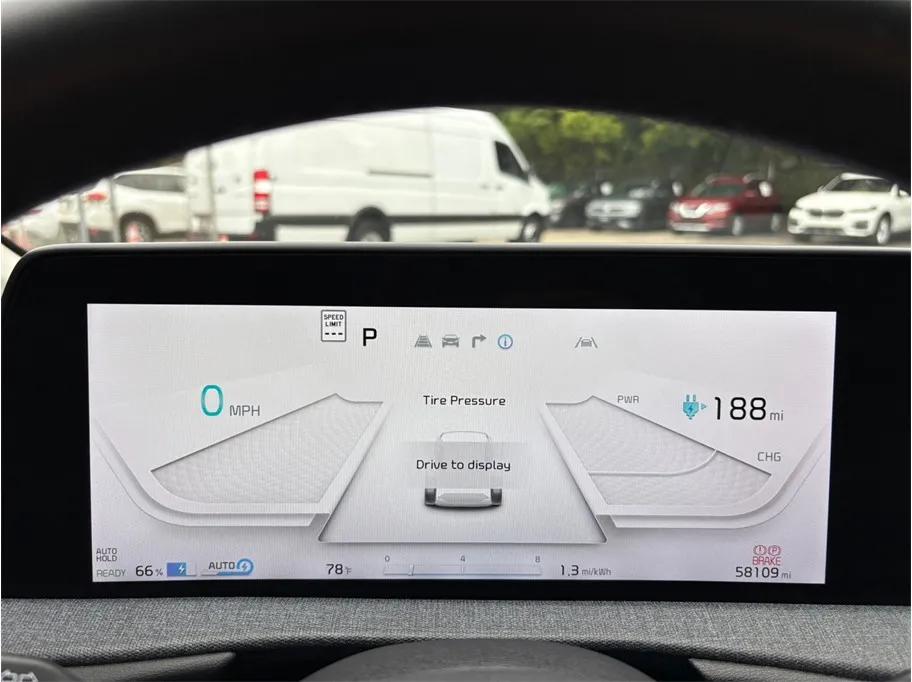 Kia EV6 photo 26