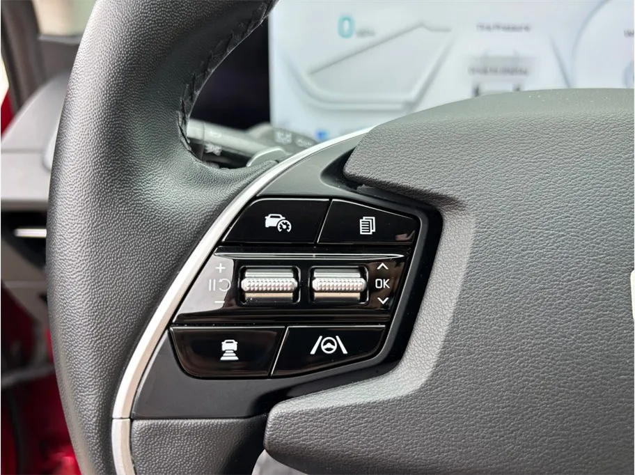 Kia EV6 photo 28