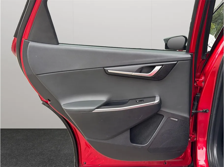 Kia EV6 photo 39