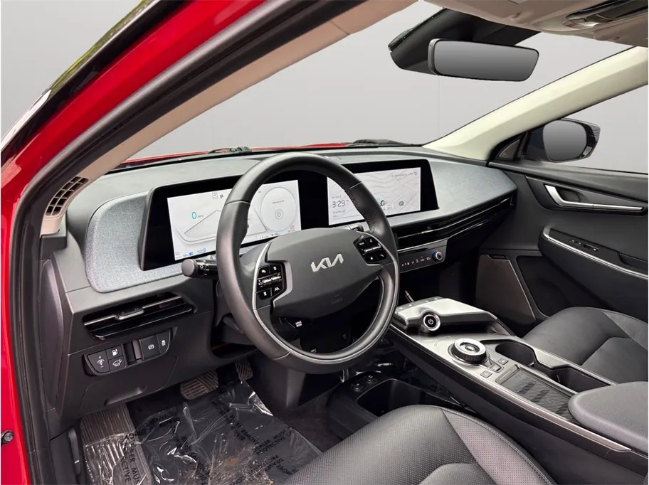 Kia EV6 photo 6