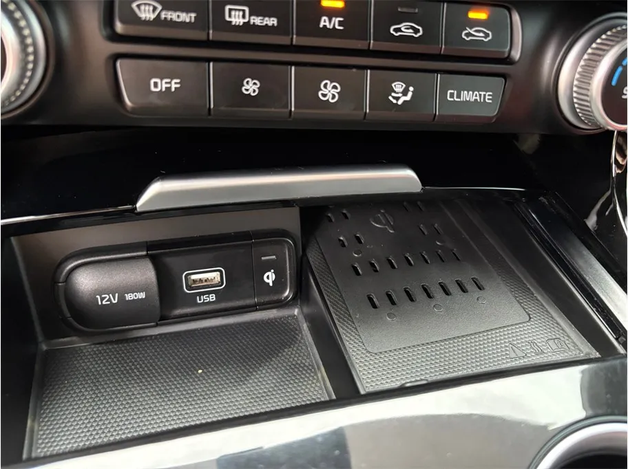 Kia Stinger photo 37