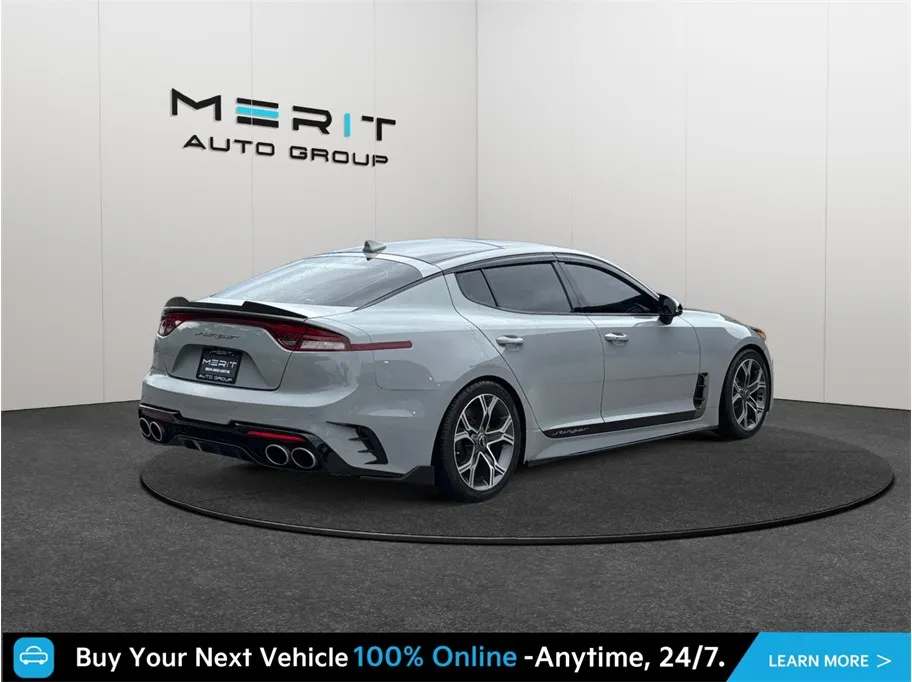 Kia Stinger photo 9