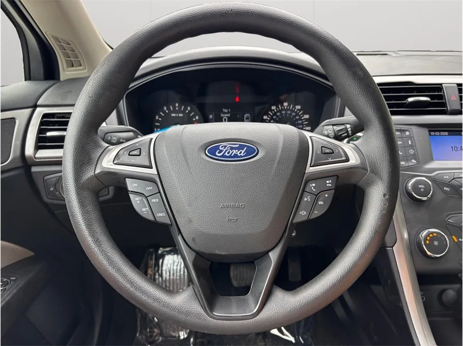 Ford Fusion photo 20