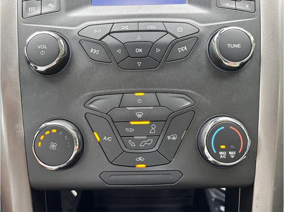 Ford Fusion photo 26