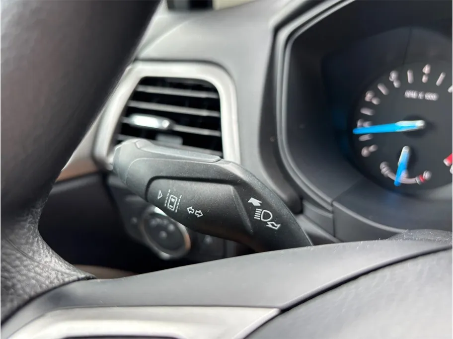 Ford Fusion photo 28